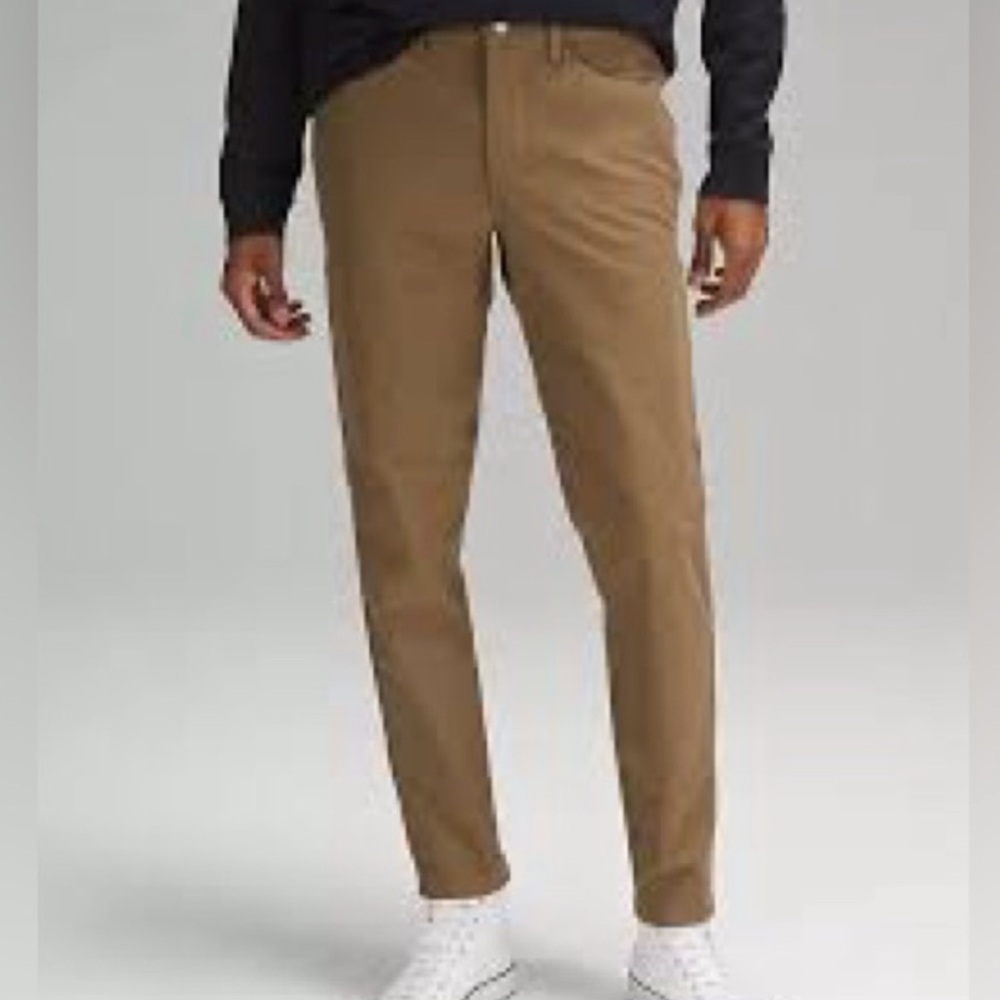 Lululemon ABC Slim Fit Pants. Size 31. Excellent Condition.